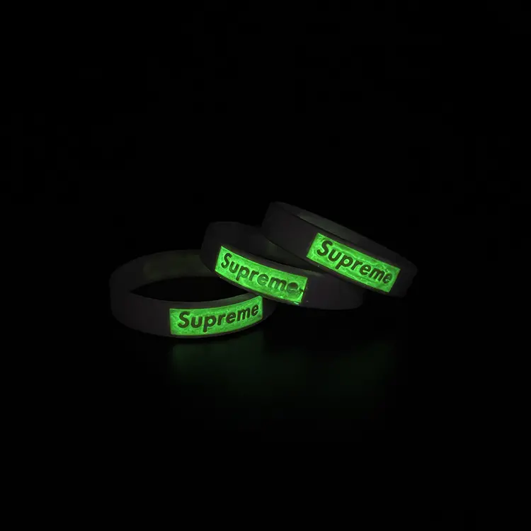 glow bracelet